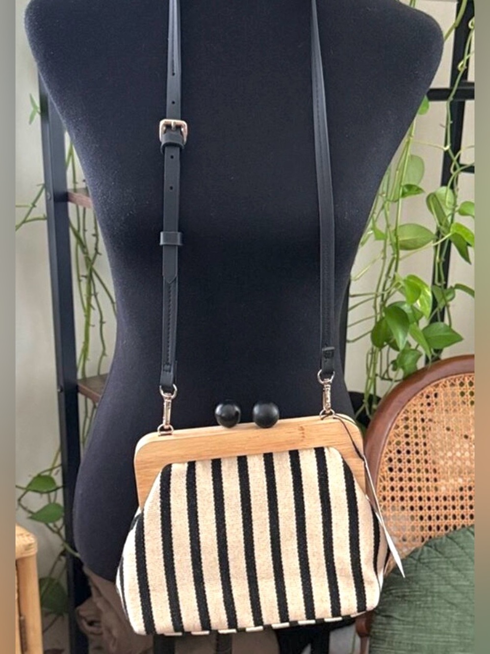 Zara Canvas Crossbody Bag, Wooden Kiss-Lock, Striped Cream & Black NWT Retail$69
